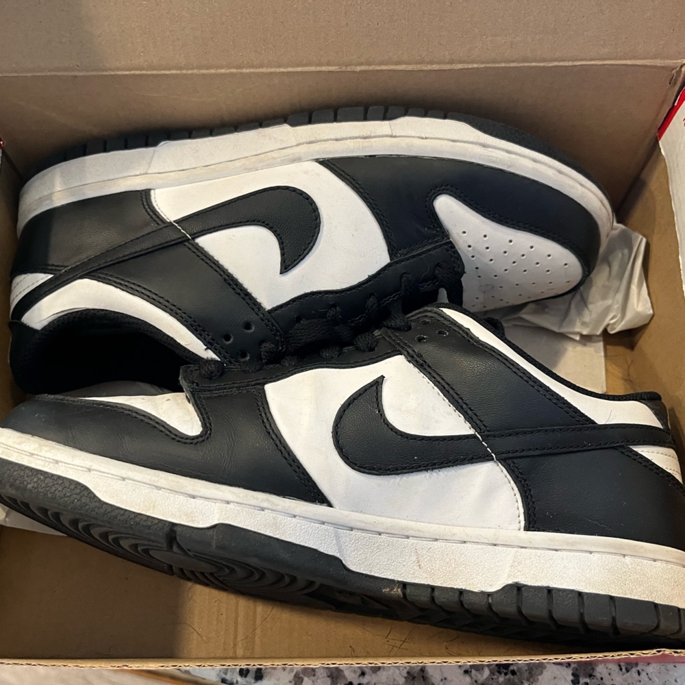 Youth Nike Dunk Low black/white “Panda” Youth 6.5/Wms 8